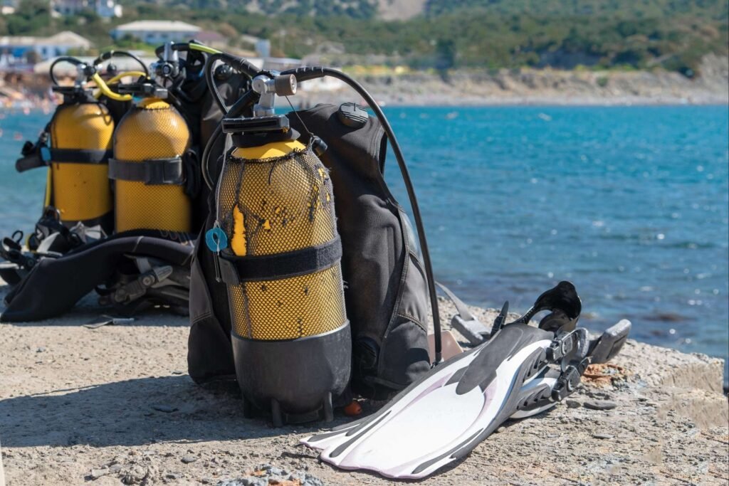snorkeling and diving in Isla del Tigre after the section describing snorkeling and scuba diving.