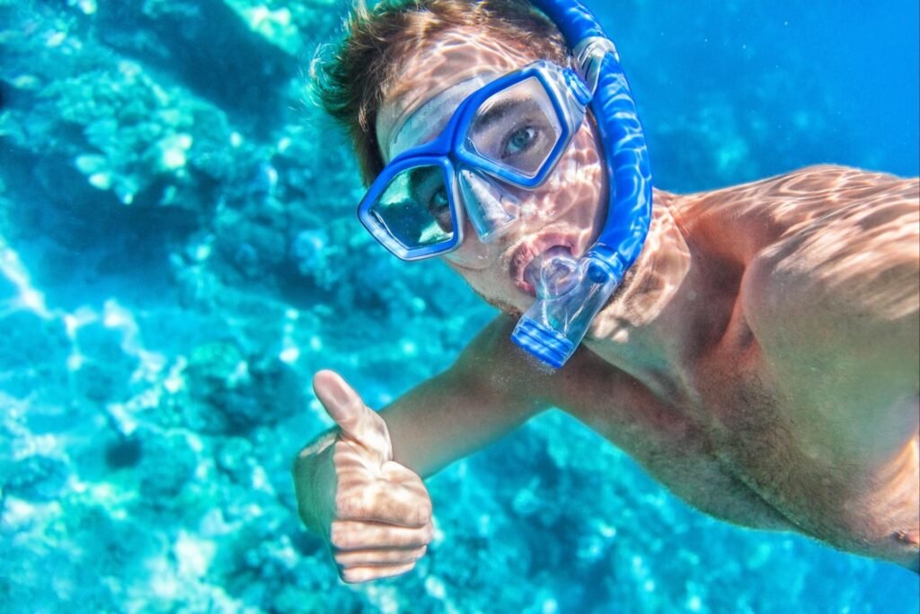snorkeling and diving in Isla del Tigre after the section describing snorkeling and scuba diving.